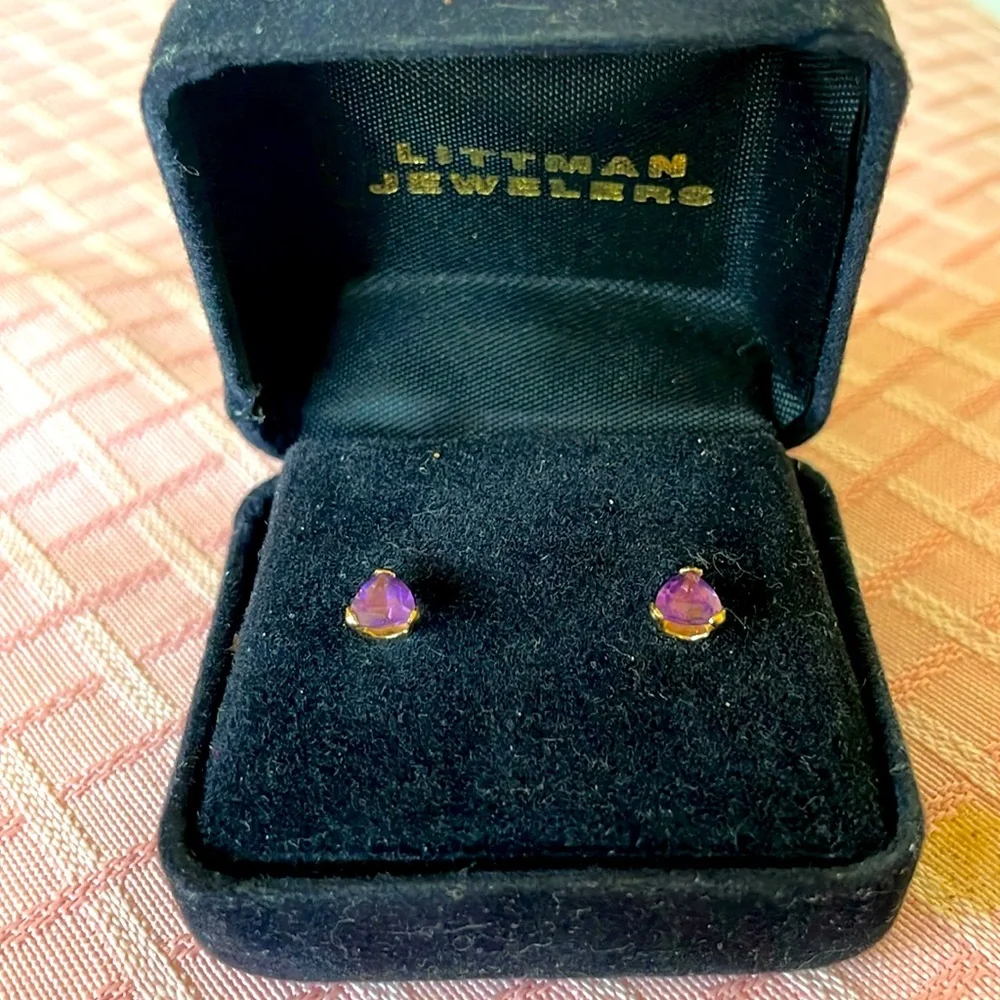 14 k gold amethyst earrings NIB